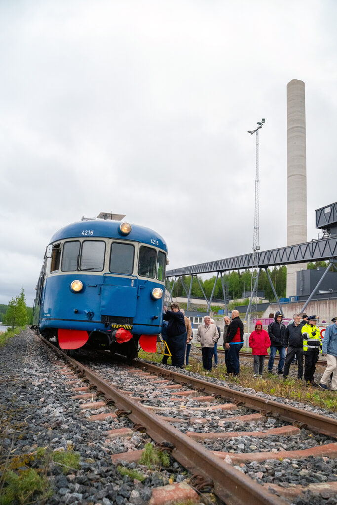Lättähattu Keljonlahden voimalaitoksella.